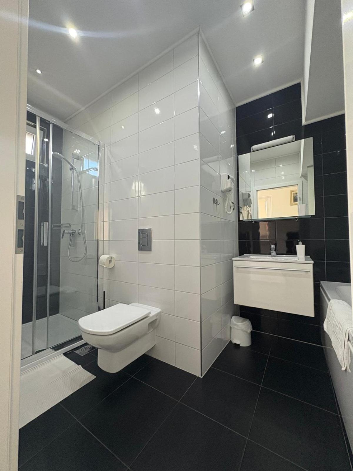 Deluxe Jelsa Apartment Luaran gambar