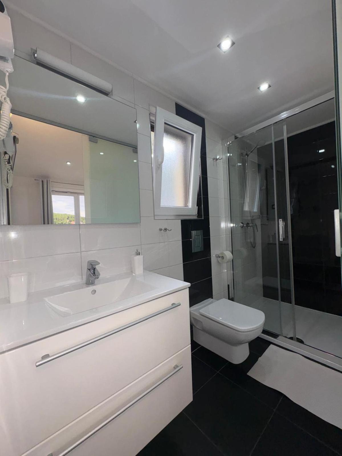 Deluxe Jelsa Apartment Luaran gambar