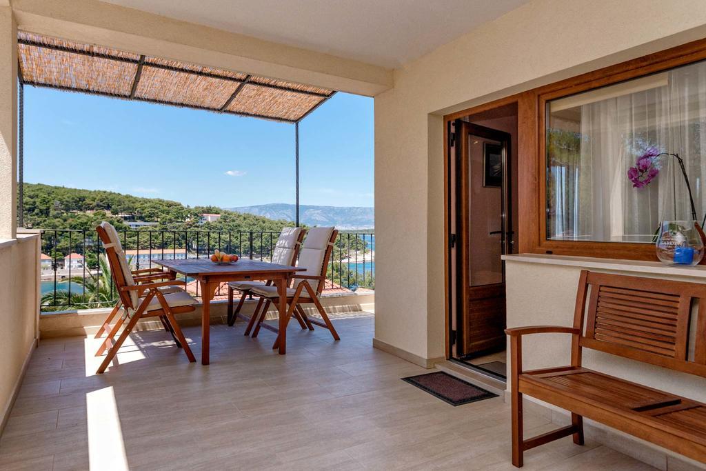 Deluxe Jelsa Apartment Luaran gambar